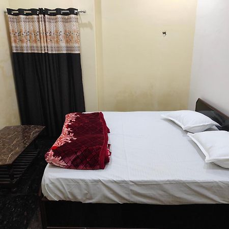 Sky Inn Paying Guest House Варанасі Екстер'єр фото