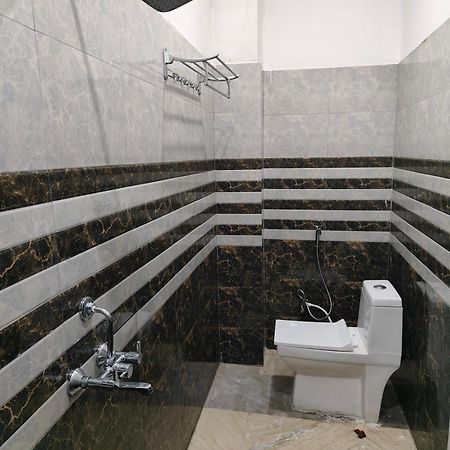 Sky Inn Paying Guest House Варанасі Екстер'єр фото